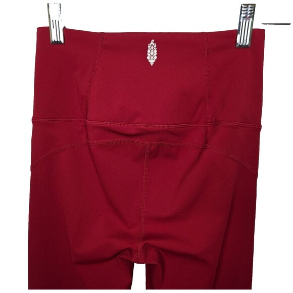 FREE PEOPLE MOVEMENT Virgo Yoga Leggings Extra Small XS Wine Red Tulip Hem - Picture 6 of 9